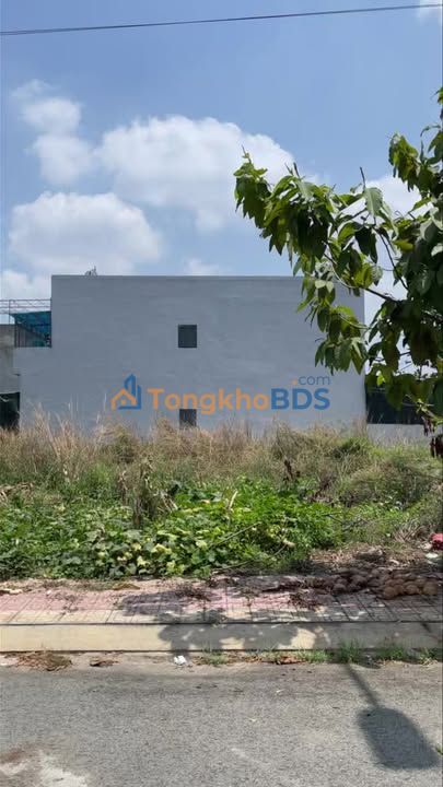 Bán Đất Nền 100m² Bến Cát - Sổ Hồng Sẵn, Giá 1.6 Tỷ