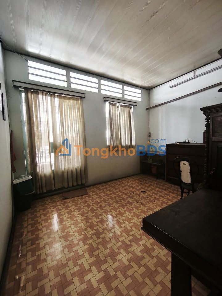 Nhà 60m² Hàng Xanh, Bình Thạnh - 3PN, 2 Tầng BTCT, Sổ Hồng Chuẩn