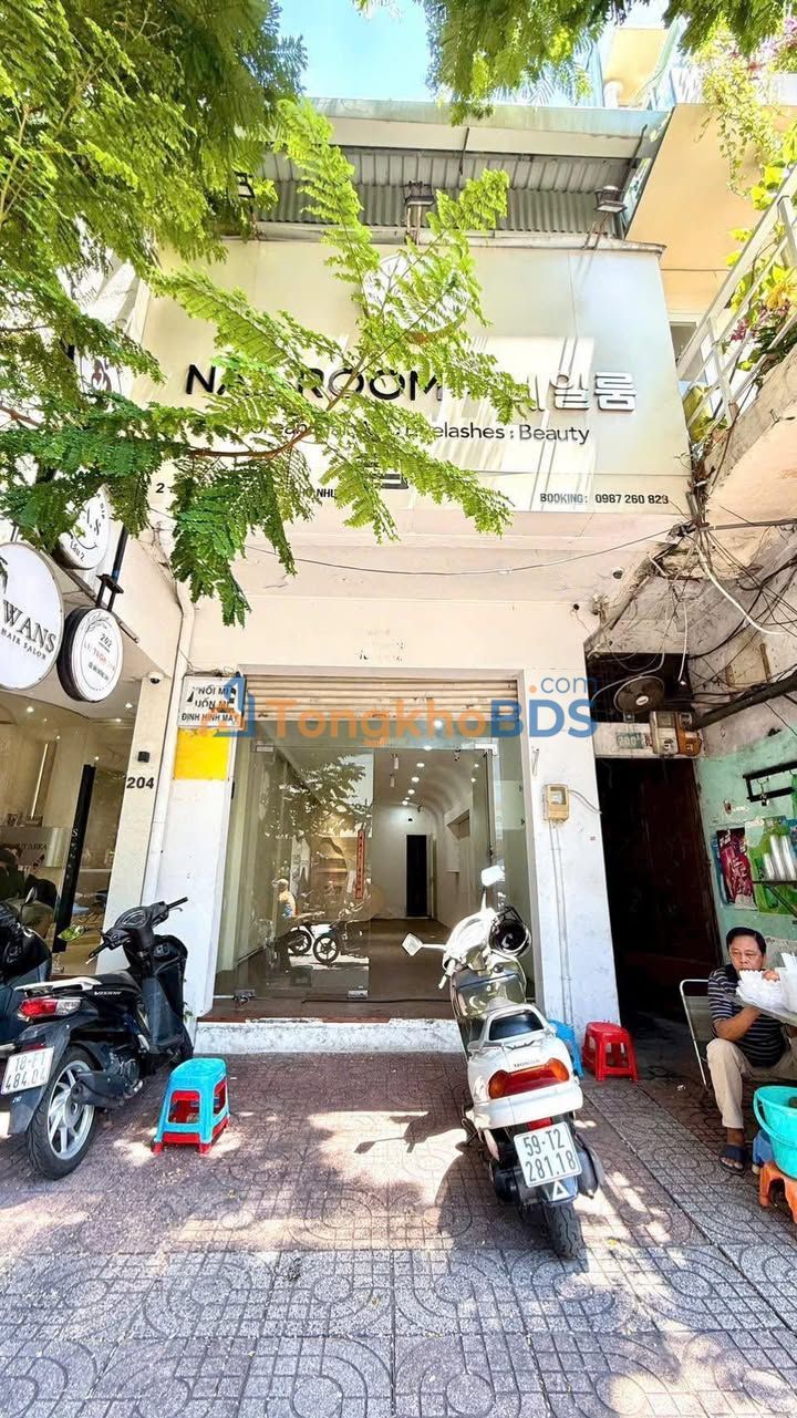 Nhà Mặt Tiền Lê Văn Sỹ, Phú Nhuận - Kinh Doanh Sầm Uất, 97m², 28.8 Tỷ