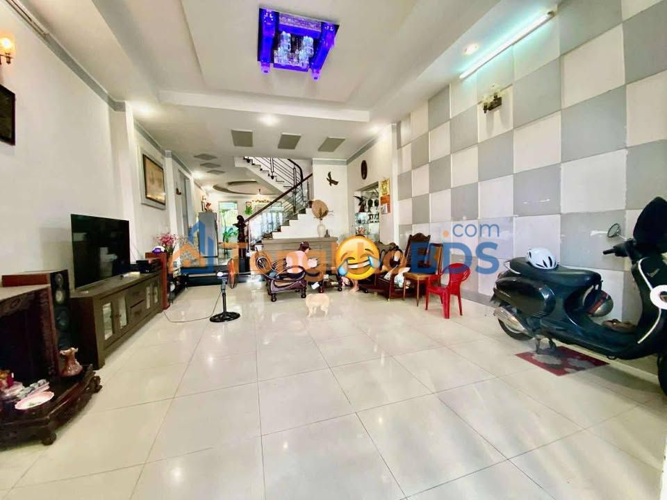 Nhà Mặt Tiền Kinh Doanh Q12 - 7 Tỷ (TL) - 100m² - Sổ Hồng Riêng