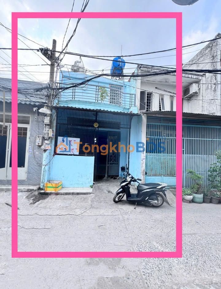 Nhà 56m² Giáp Aeon Tân Phú, Hẻm Rộng 4.93 Tỷ - Sẵn Sàng Vào Ở!