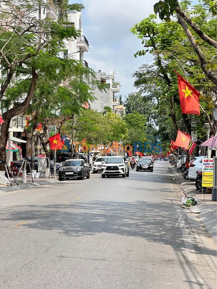 Nhà mặt tiền Hai Bà Trưng 133m² - Kinh doanh sầm uất, giá 23 tỷ