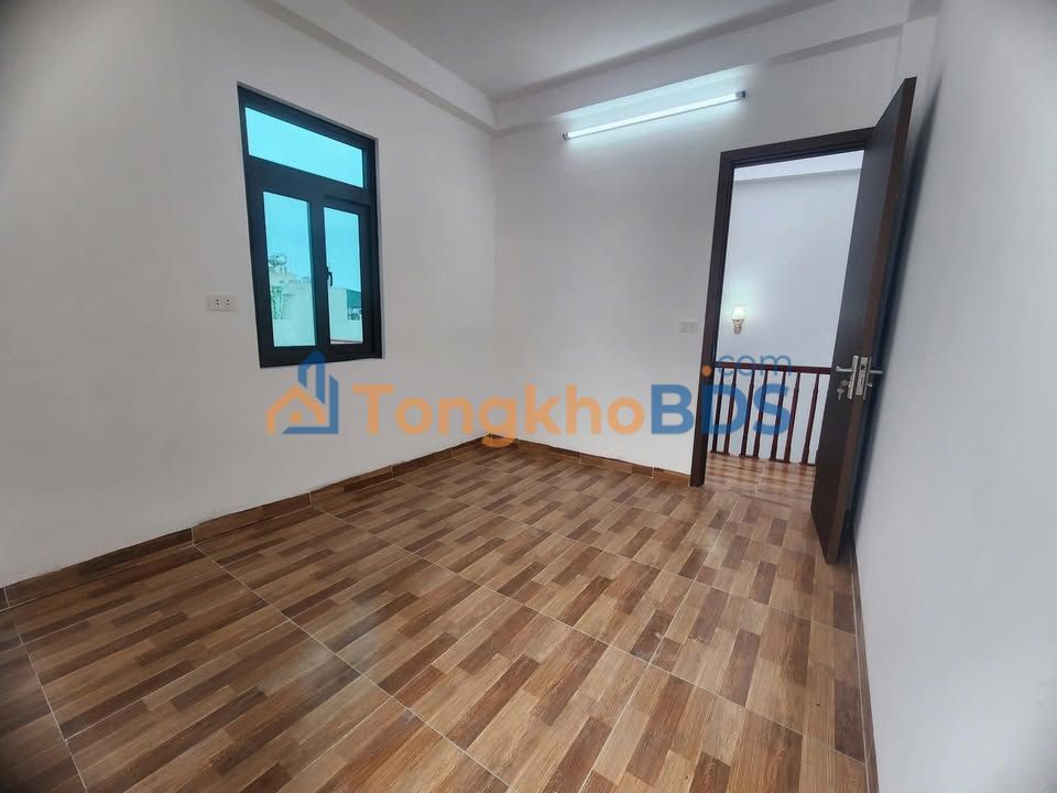 Nhà Mặt Tiền Kinh Doanh 4 Tầng Lô Góc - Đại Học Công Nghiệp, Thanh Oai - 5.2 Tỷ