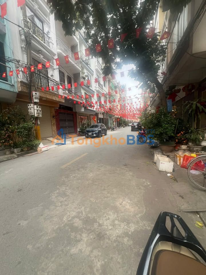 Nhà Mặt Phố Trần Đăng Ninh, Hà Đông - 40m² Kinh Doanh Đỉnh Cao - 16.8 Tỷ