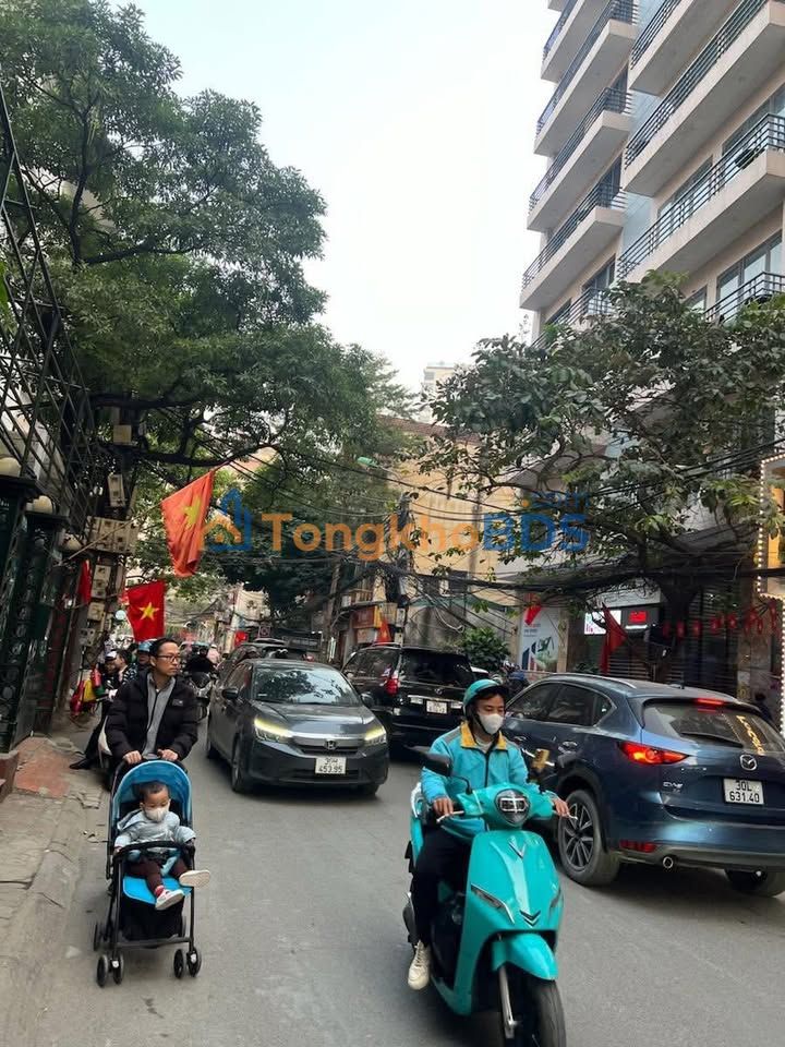 Nhà 2 Mặt Tiền Tô Ngọc Vân Tây Hồ, 7 Tầng Thang Máy, Dòng Tiền 1.8 Tỷ/Năm