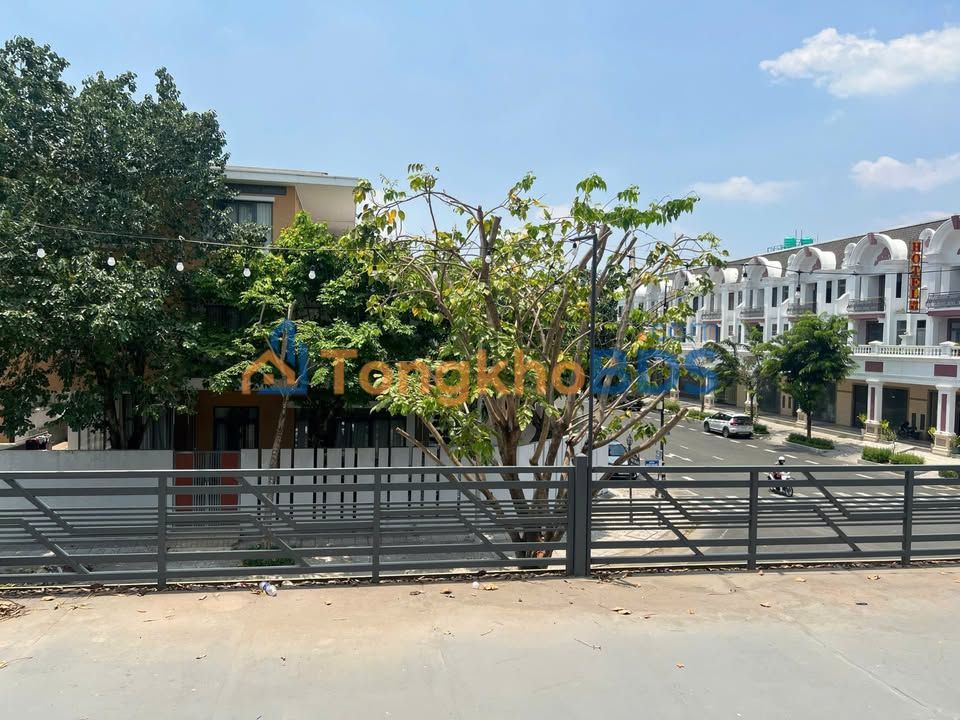 Nhà Góc Kinh Doanh KĐT Phú Gia, Rạch Giá - 280m² Kinh Doanh Đa Ngành