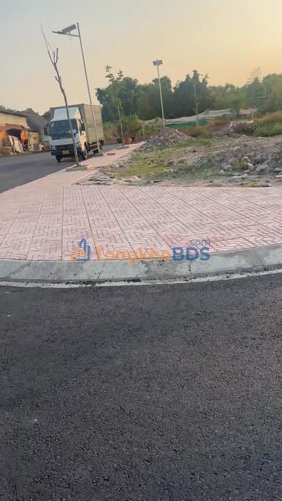 Đất Góc 2 Mặt Tiền Thới Tam Thôn, Hóc Môn - 93m² Thổ Cư Giá Tốt