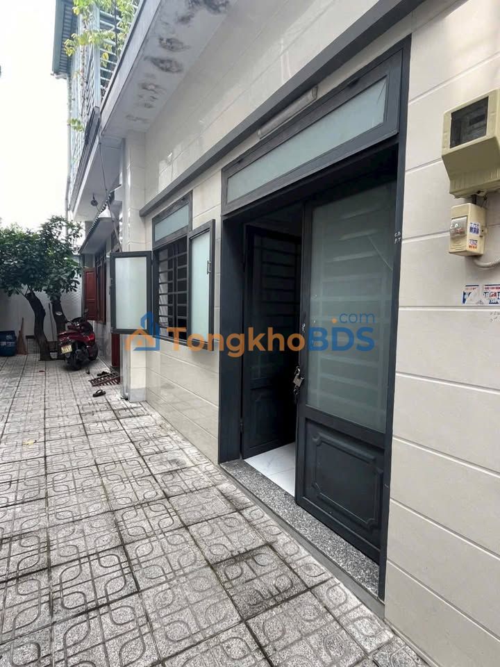 Nhà Cho Thuê Quận 12 - 75m² Hẻm Nguyễn Ảnh Thủ, Sẵn Ở Ngay