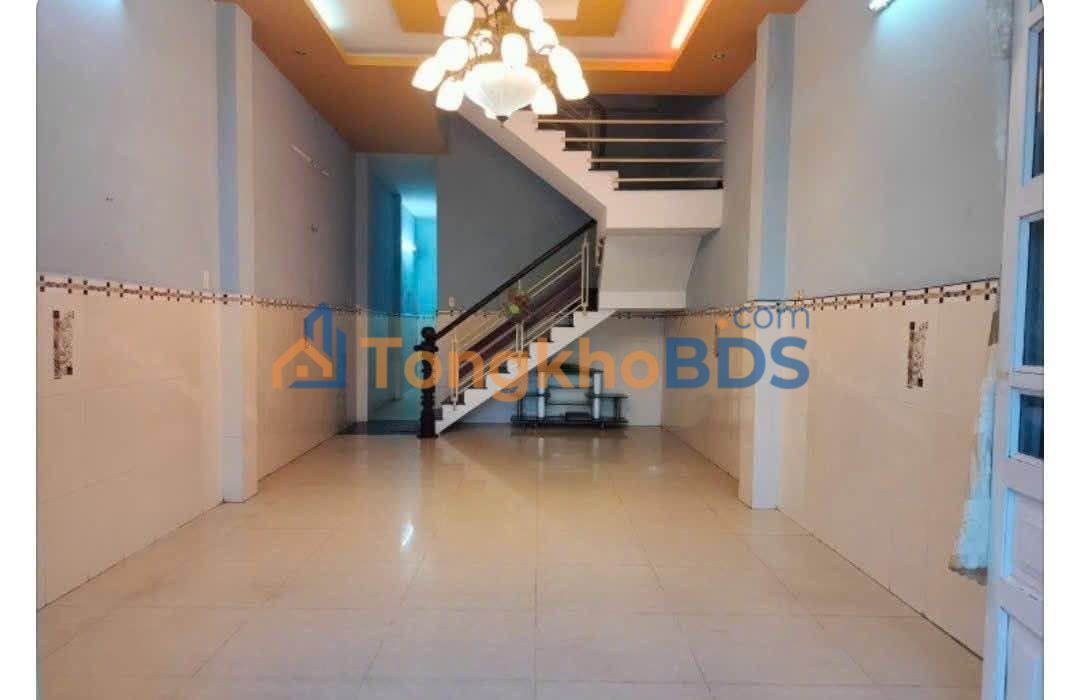 Nhà Nguyên Căn 1 Lầu 3PN Hóc Môn Giá 6 Triệu - Sẵn Sàng Ở Ngay