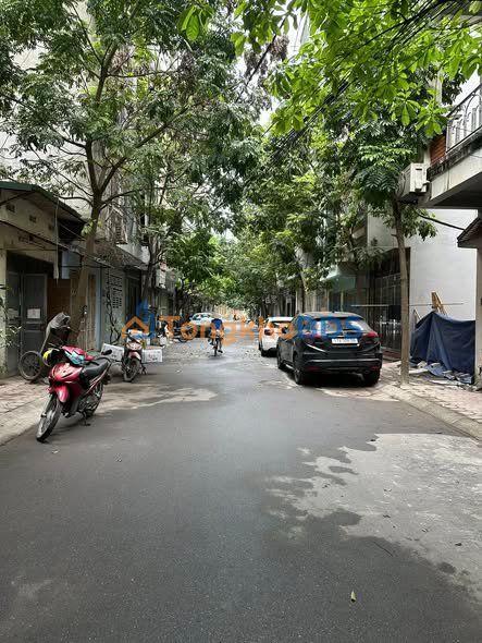 Nhà Mặt Tiền Kinh Doanh Đường Chiến Thắng, Hà Đông - 45m², 15 Tỷ Sổ Hồng