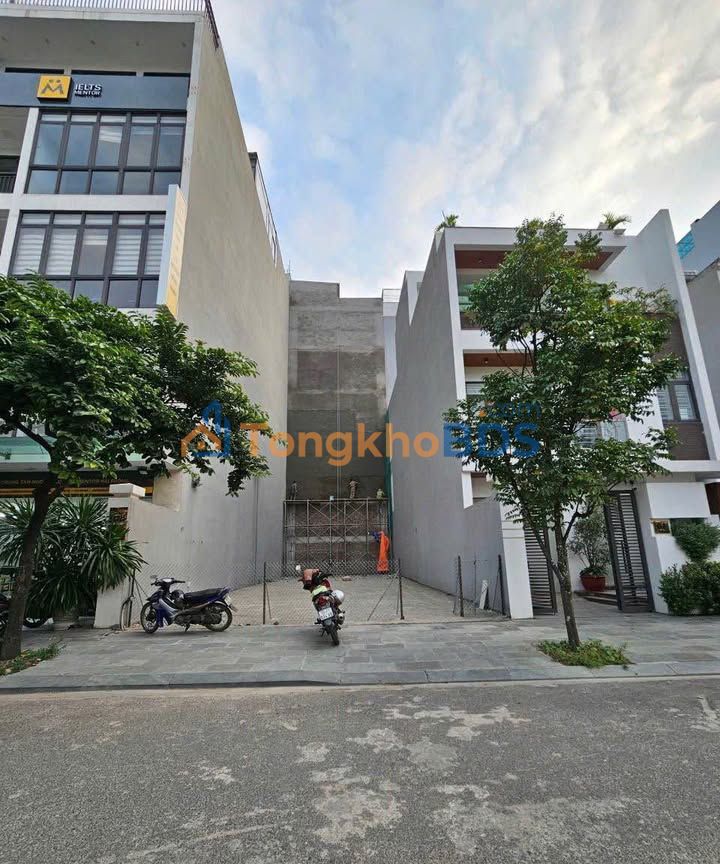 Đất Sơn Tây 115m² - Sổ đỏ bao sang tên, giá 3.23 tỷ