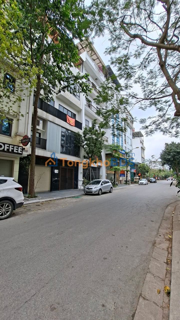 Nhà Mặt Phố Kinh Doanh 75m² Kim Quan Thượng, Long Biên - Vỉa Hè Rộng, 5 Tầng