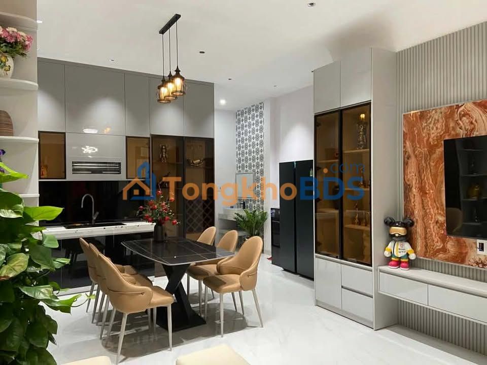 Nhà 3 Tầng 78m² Hòa Minh, Liên Chiểu - Gần Biển, Full Nội Thất, Giá Tốt