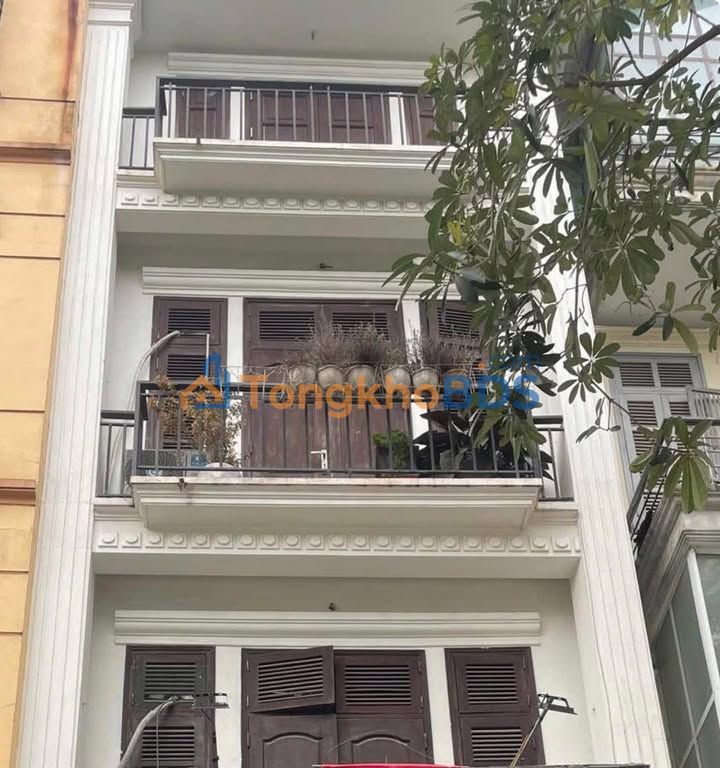 Cho thuê nhà nguyên căn Nguyễn Công Thái, Hoàng Mai - 55m² x 4T, 6PN, ô tô đỗ cửa