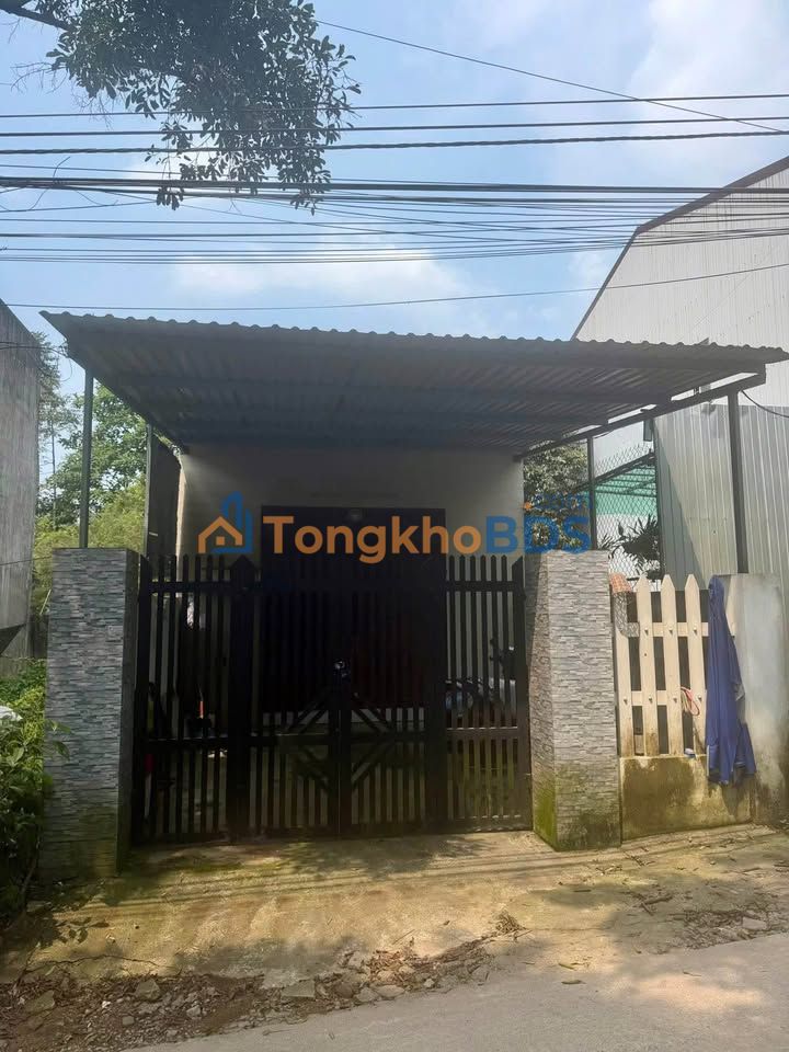 Cho thuê nhà cấp 4 Kiệt 106 Minh Mạng, Huế - 2PN, Sân Rộng