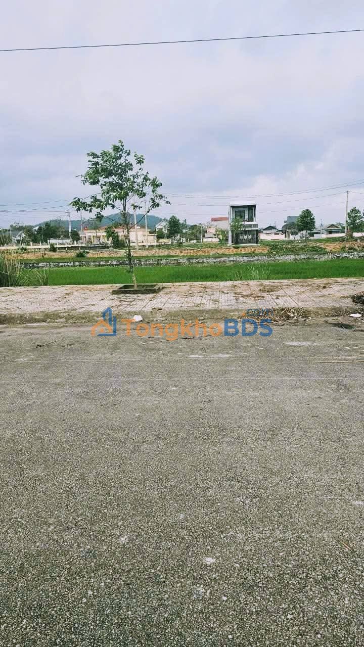 Đất Nền Mặt Tiền Đường Đôi MBQH 747 Sầm Sơn - 125m² Kinh Doanh Tốt