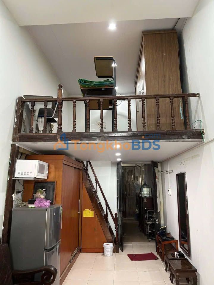 Cho thuê nhà phố Hàng Điếu, Hoàn Kiếm - 2 căn đẹp, lý tưởng làm Homestay