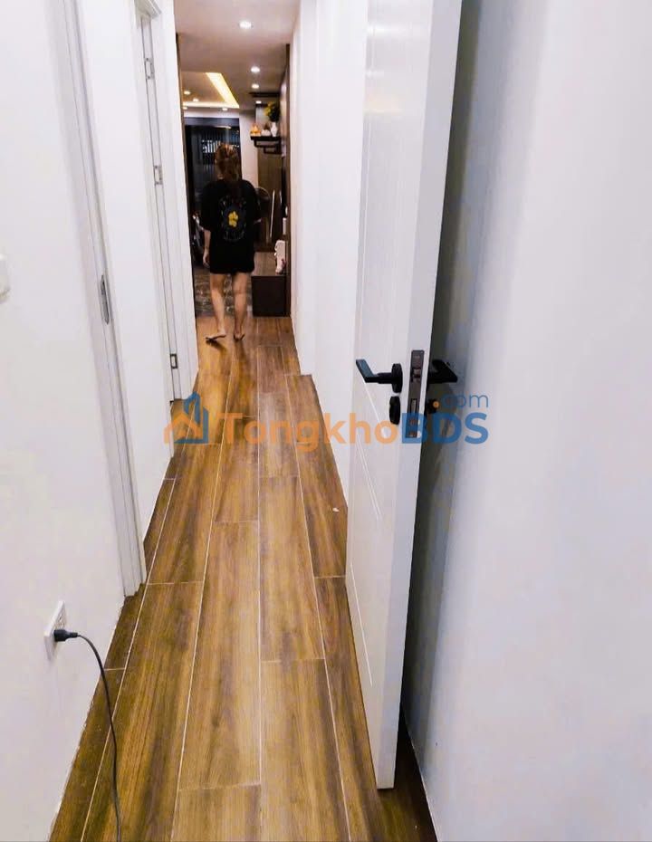 Nhà Kim Mã 26.9m² - 4 Tầng Kinh Doanh, Giá 12.6 Triệu/Tháng