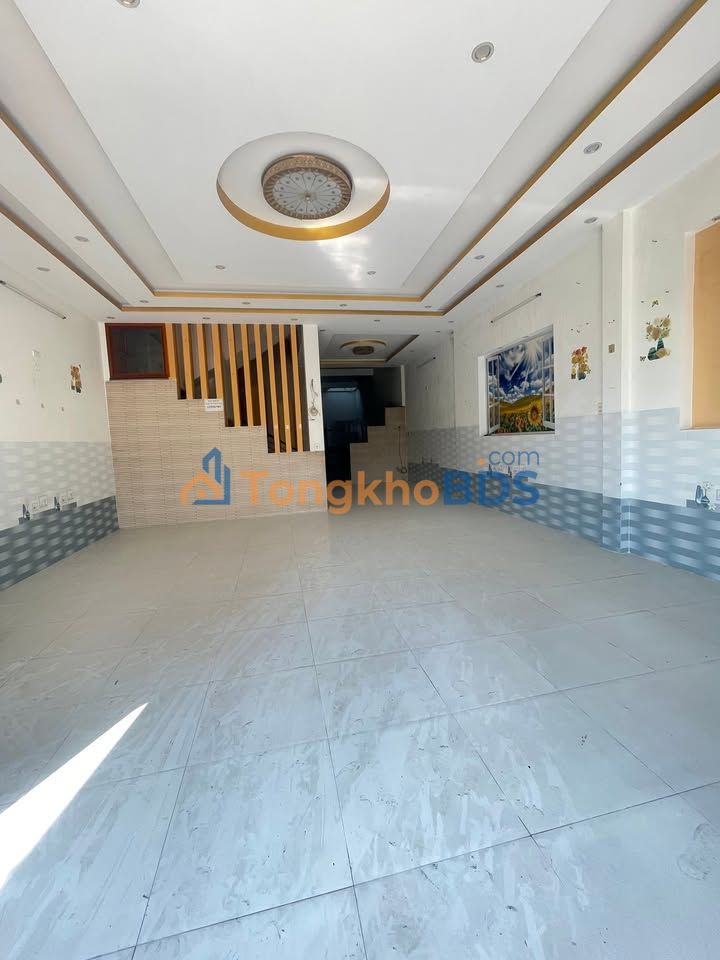 Nhà Mặt Tiền Chế Lan Viên, Quy Nhơn - Kinh Doanh Đắc Lợi 219m²