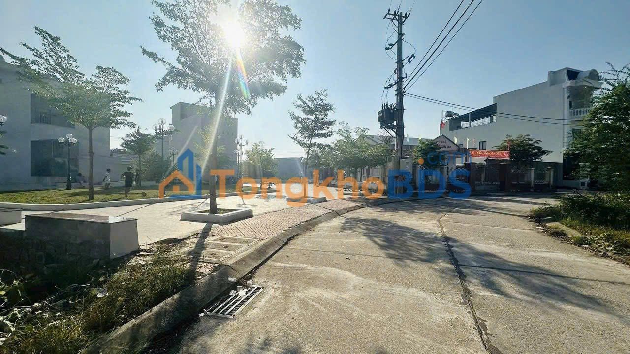 Đất Nền Tuy Phước 73m² - Cạnh Góc Thoáng, Gần Công Viên, Giá 1 Tỷ