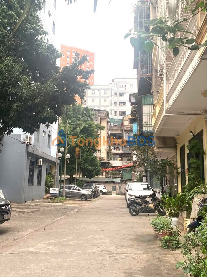 Nhà Lô Góc Hoàng Quốc Việt 54m² - Ngõ Ô Tô, Kinh Doanh Đỉnh Cao