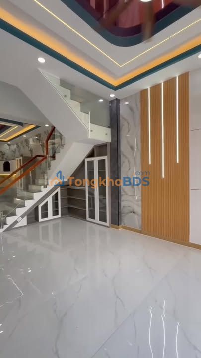 Nhà 2 Tầng Phước Lý Cần Giuộc - 3PN, Đường Xe Hơi, Giá 6.5 Triệu/Tháng