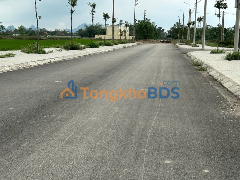 Bán Gấp Đất Nền Đông Hòa, Thanh Hóa - 100m², Hướng Đông, Giá 9xx Tỷ