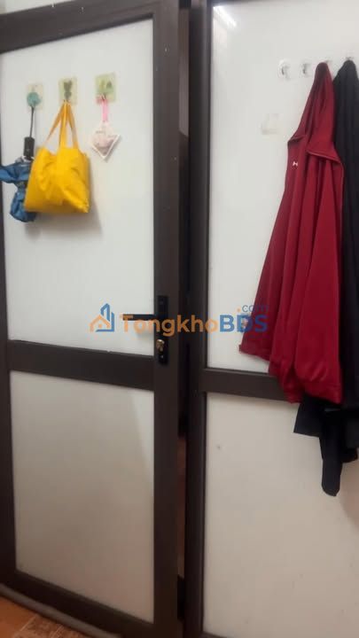 Cho thuê phòng 30m² full nội thất, có điều hòa, WC riêng tại Hoàng Mai