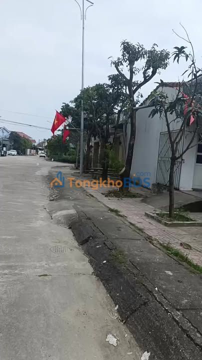 Đất Vàng Mặt Tiền Nguyễn Trọng Nhạ, TP Hà Tĩnh - 250m² Kinh Doanh Đắc Lợi