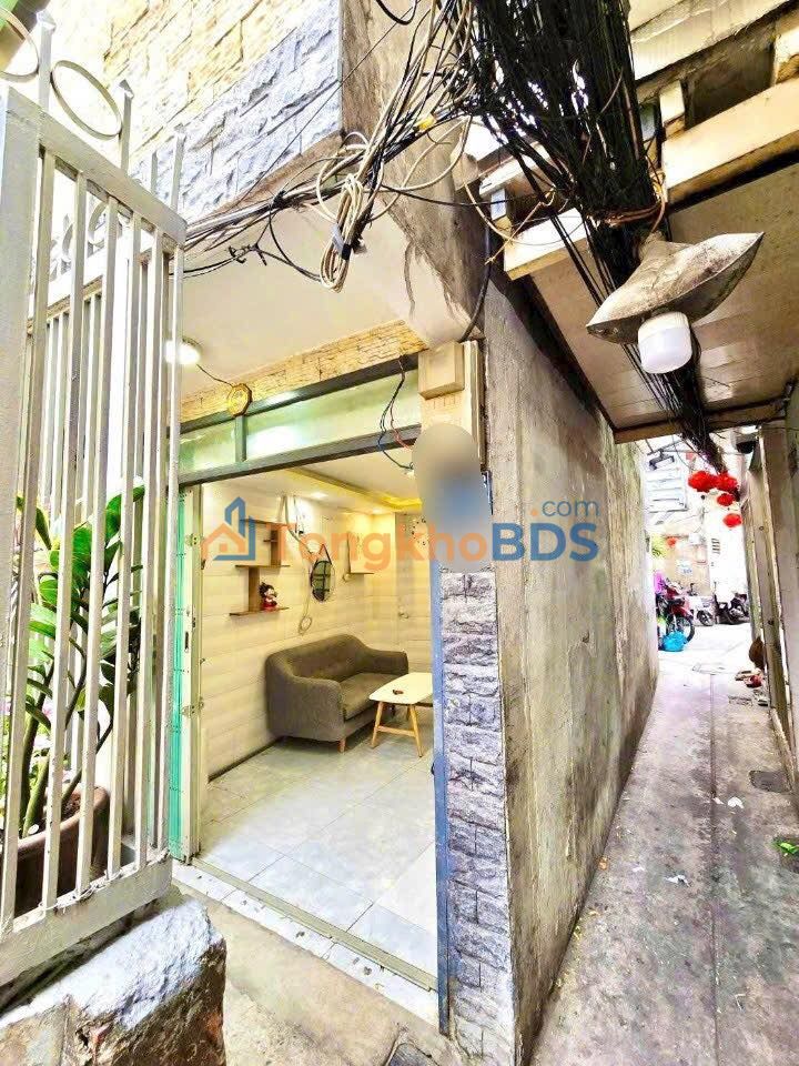 Nhà Hẻm CMT8 Quận 3 - 15m² Giá Tốt Đầu Tư - Thương Lượng
