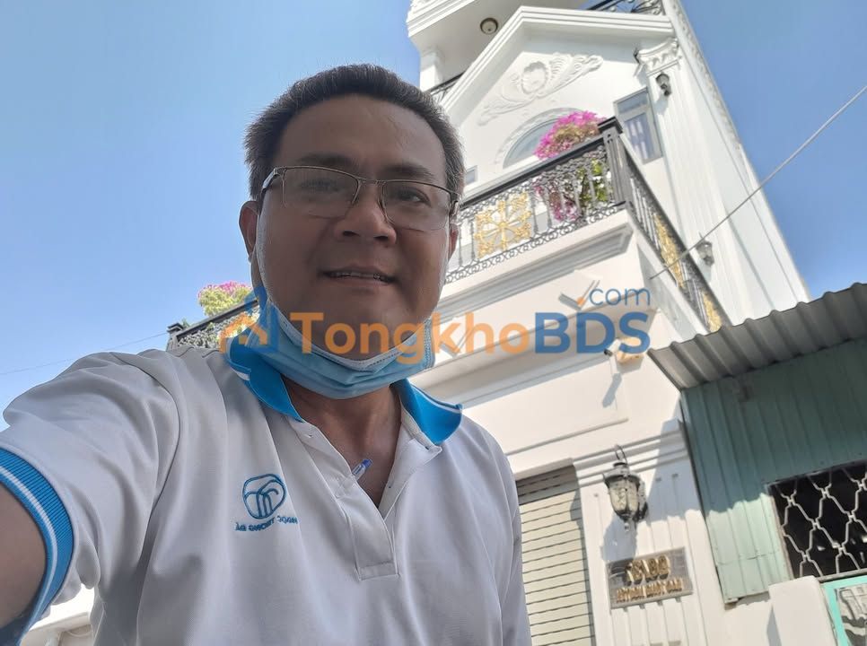 Nhà phố Nhà Bè 102m² - 7.5 tỷ, hẻm xe hơi, tặng garage