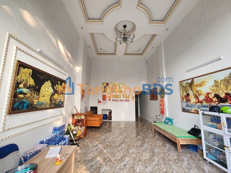 Nhà Nghỉ Mặt Tiền Hòa Phú 100m² (5x20) - 4 Tầng, 12PN, Dòng Tiền 60 Triệu/Tháng