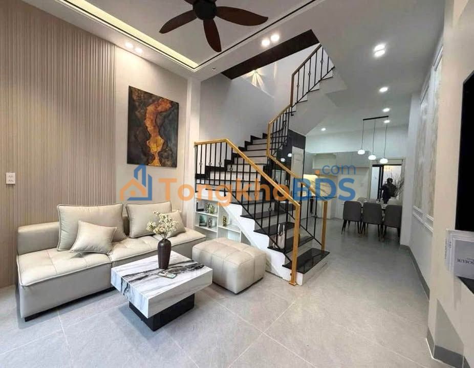 Nhà Vườn 72m² Điện Biên Phủ, Đà Nẵng - Trung Tâm, 3 Tầng, 3PN, Giá 4 Tỷ