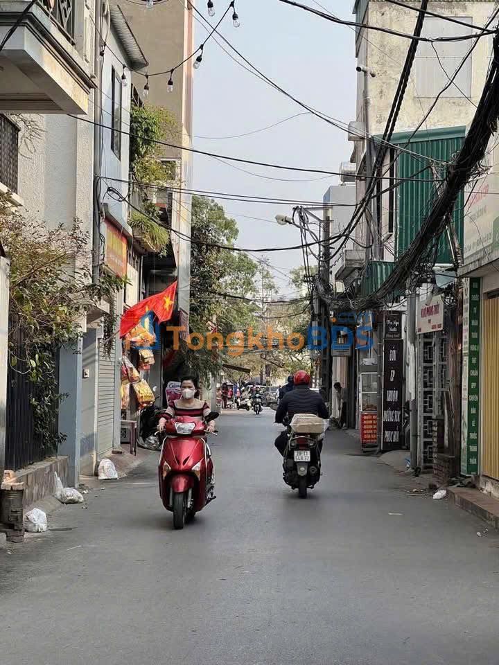 Nhà Mặt Phố Nhà Bát Khối, Long Biên 76m² - Kinh Doanh Đỉnh Cao, Giá 13 Tỷ