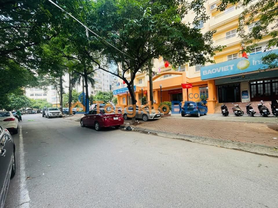 Chung cư Cầu Giấy 79m² - Sổ đỏ chính chủ, giá 6 tỷ