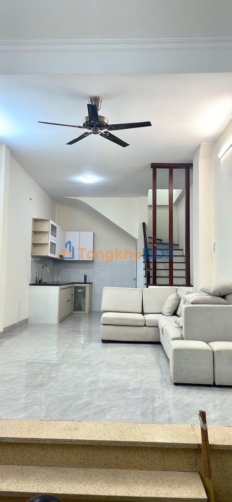 Nhà 4 Tầng Đức Thắng 40m² - Sổ Hồng Hoa Hậu, Cạnh Hồ