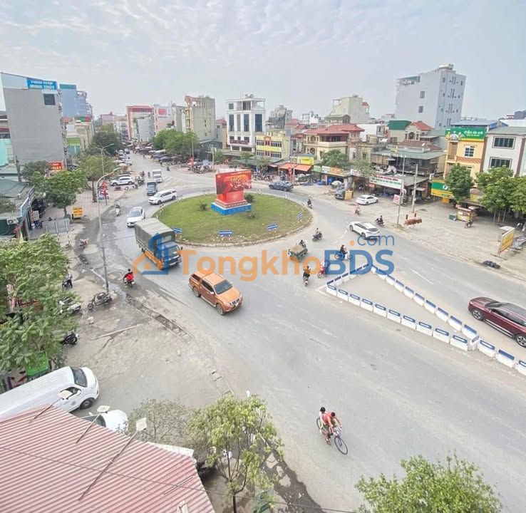 Nhà An Khánh, 40m² 5 Tầng Lô Góc - Ô Tô Tránh, Sổ Đỏ Sẵn Sàng