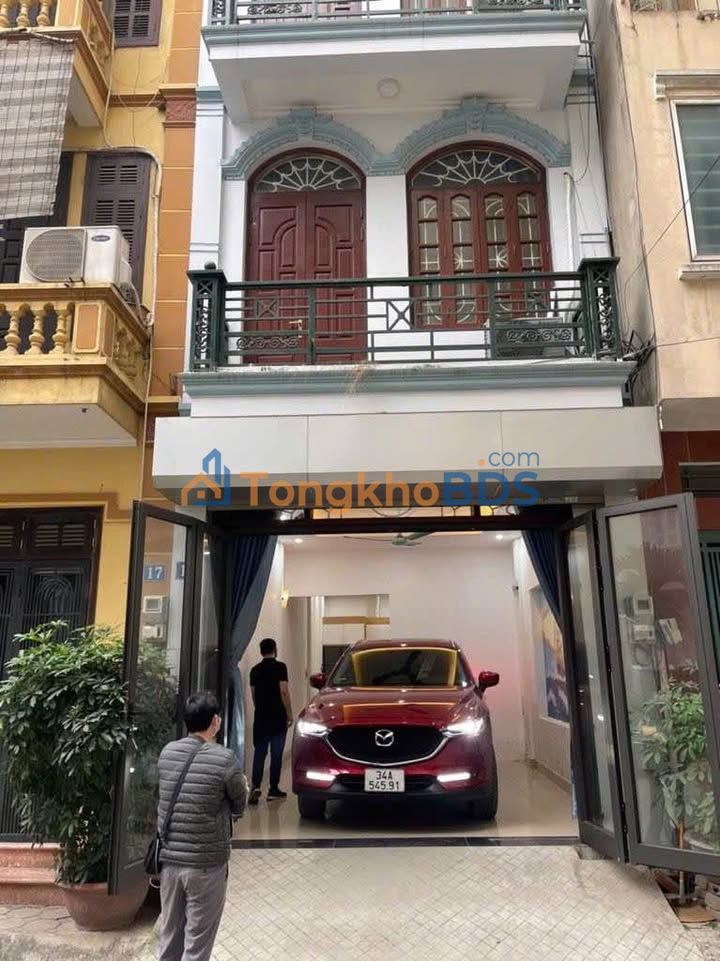 Nhà Phố Duy Tân 200m², 5 Tầng - Kinh Doanh Đỉnh Cao, Sổ Hồng Sẵn Sàng