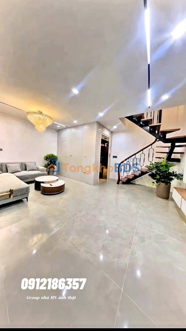 Nhà Phân Lô Kim Ngưu 34m², 6 Tầng Thang Máy, Ô Tô Vào Cửa - 13.5 Tỷ