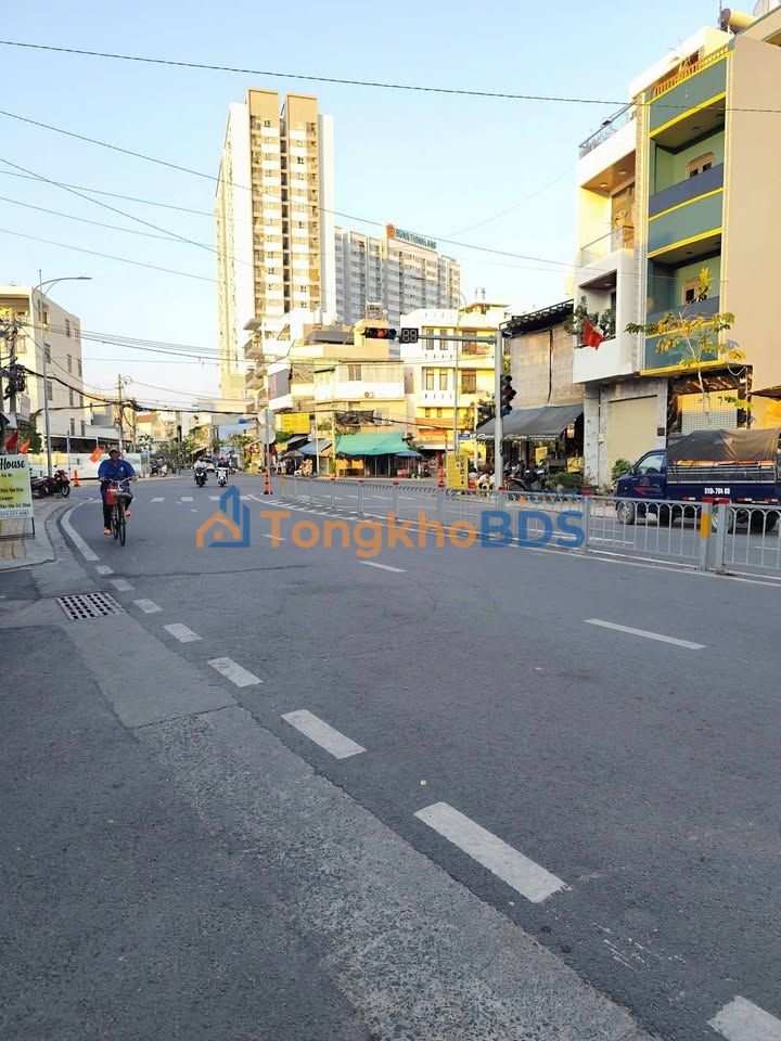 Nhà 3 Tầng 100m² Kinh Doanh Dòng Tiền 480tr/năm - Bình Tân