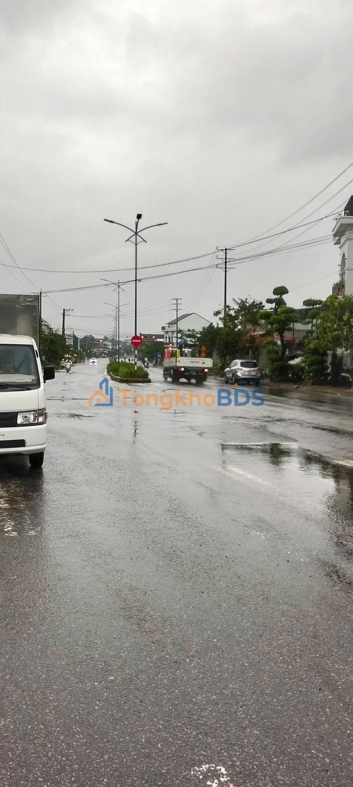 Đất nền Thừa Thiên Huế 916m² giá 2.7 tỷ - Sổ hồng chính chủ, view đẹp