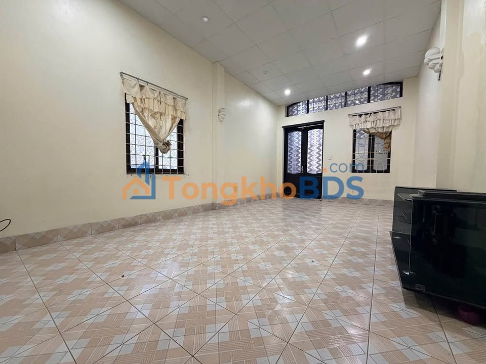 Nhà 50m² Trần Khánh Dư, Ngô Quyền - Sổ đỏ chính chủ, 2.8 tỷ