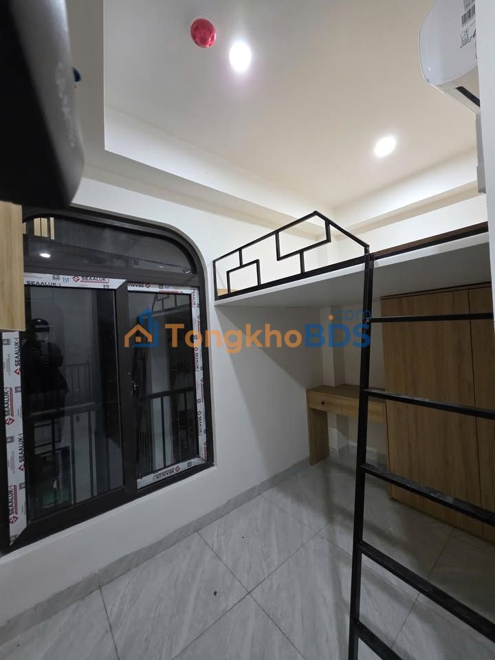 Cho thuê CHDV 8PN thang máy, Minh Khai, Hai Bà Trưng - 28 Triệu