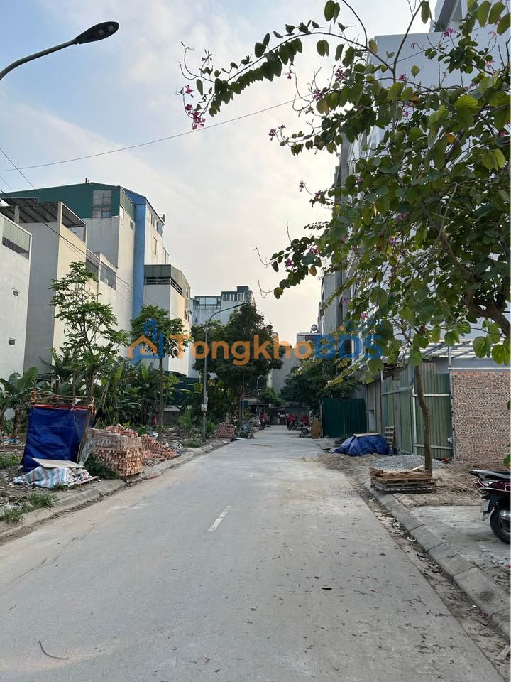 Đất TĐC Tứ Hiệp 30m² - Ô tô tránh, Vỉa hè, Kinh doanh đỉnh - 8.x Tỷ