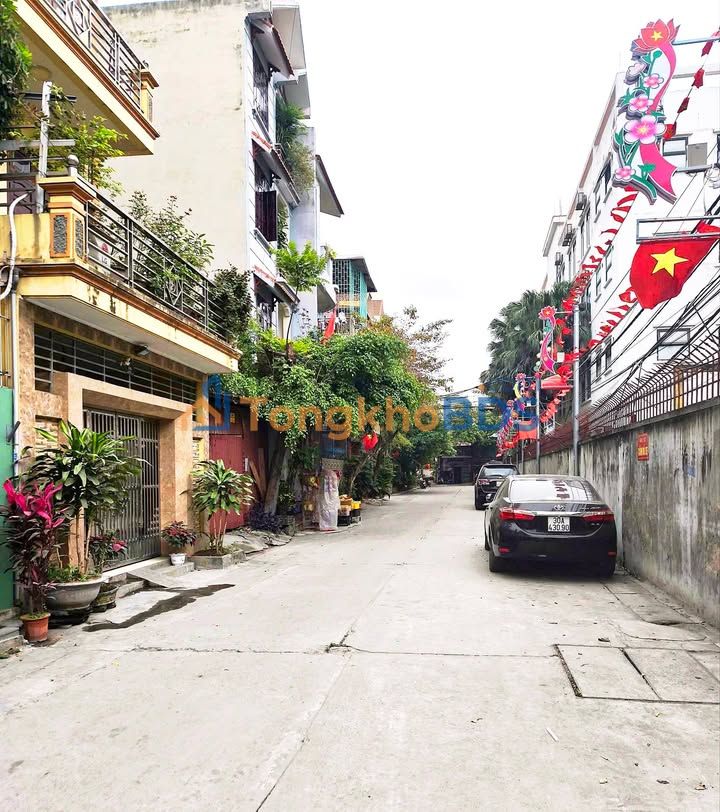 Nhà 60m² 5 tầng, 6PN, Ô tô tránh, Hoàng Mai - Sẵn Sàng Về Ở