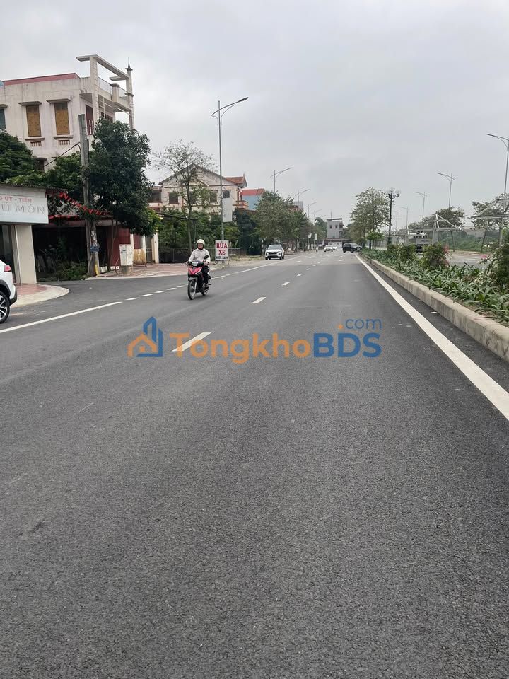 Nhà Mặt Tiền Triệu Quang Phục, Hoàn Kiếm - 103m² - Vị Trí Độc Tôn