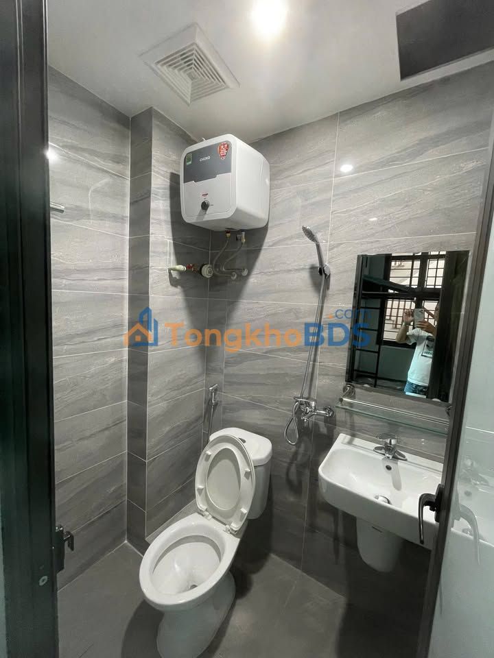 Cho thuê phòng Định Công Thượng, Hoàng Mai - 22m² Full đồ, Sẵn ở ngay!