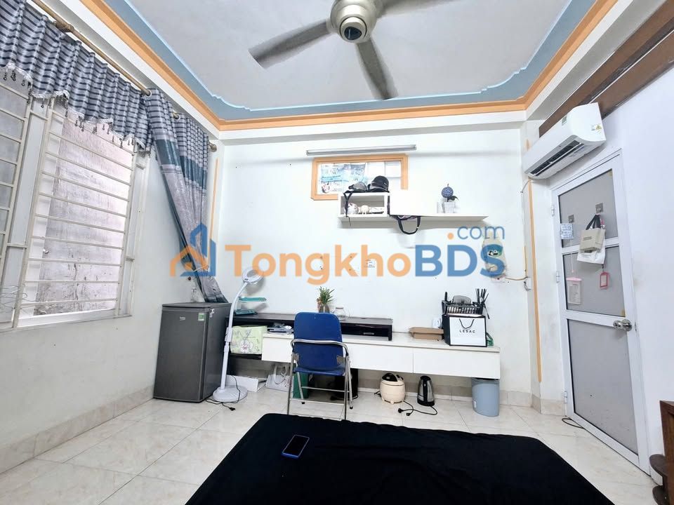 Cho thuê phòng trọ tầng 3, 2.8 triệu/tháng, gần ĐH Thăng Long