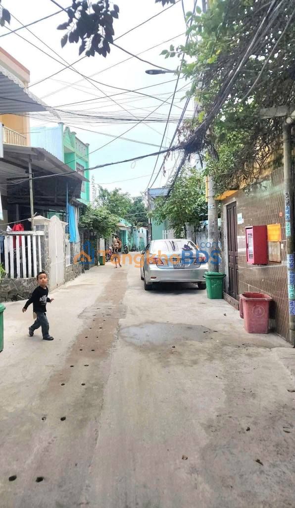 Nhà trọ Âu Cơ 80m² - Dòng tiền 2 tỷ - Gần ĐH Bách Khoa