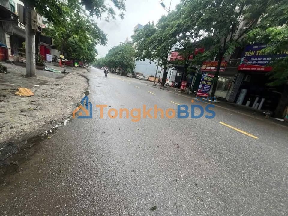 Bán Đất 40m² Phường Long Biên - Gần Trường Học, Đường Rộng